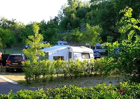 캠핑 콜레베르데 시에나