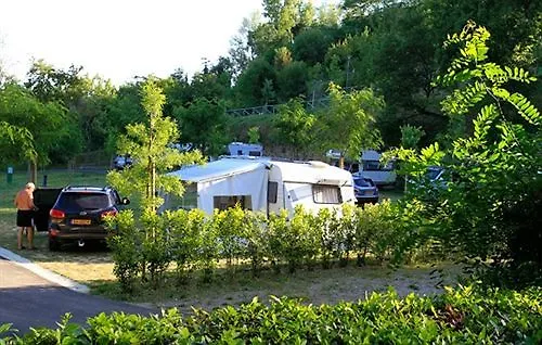 锡耶纳科勒维德露营酒店 锡耶纳